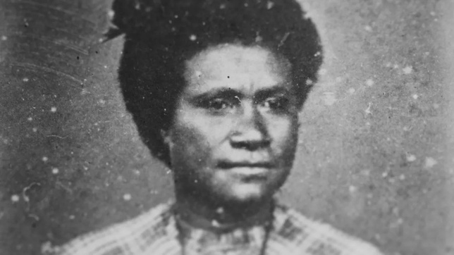 « Hortense, la reine de l’Île des Pins » : un documentaire inédit sur Nouvelle-Calédonie la 1ère retrace le destin hors du commun d’une cheffe kanak « Hortense, la reine de l’Île des Pins » : un documentaire inédit sur Nouvelle-Calédonie la 1ère retrace le destin hors du commun d’une cheffe kanak