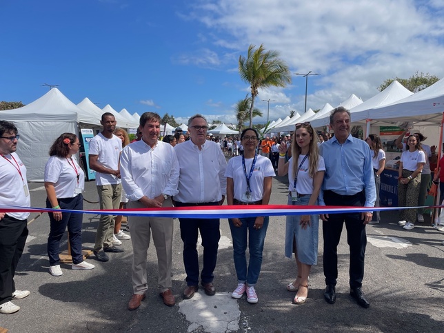 Réun’île réunit près de 7 000 visiteurs à Saint-Pierre autour du “fait péi” Réun’île réunit près de 7 000 visiteurs à Saint-Pierre autour du “fait péi”