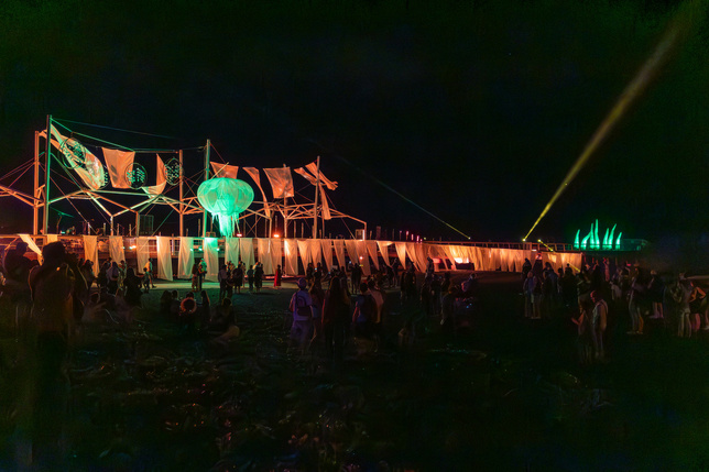 Kromali : le débarcadère de Saint-Paul se dévoile enfin dans un rituel lumineux et sonore spectaculaire Kromali : le débarcadère de Saint-Paul se dévoile enfin dans un rituel lumineux et sonore spectaculaire