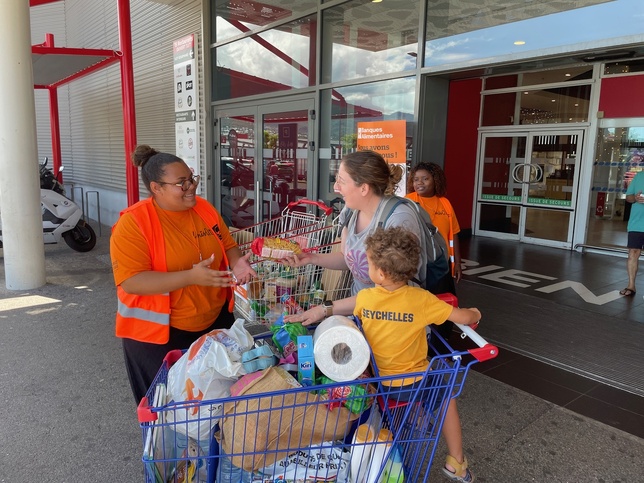 Grande Collecte 2025 : 17 tonnes récoltées à La Réunion grâce à la mobilisation des bénévoles et des Réunionnais Grande Collecte 2025 : 17 tonnes récoltées à La Réunion grâce à la mobilisation des bénévoles et des Réunionnais