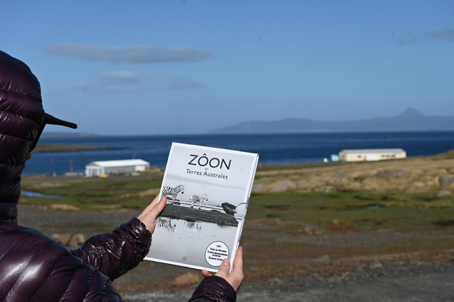 Arrivée de ZÔON à Kerguelen - crédit photo Clémence Delmas Arrivée de ZÔON à Kerguelen - crédit photo Clémence Delmas