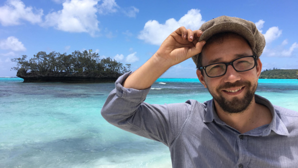 © Step by Step © Step by Step