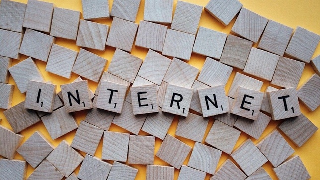 Astuces high-tech pour un internet fiable à l'étranger, sans frais supplémentaires Astuces high-tech pour un internet fiable à l'étranger, sans frais supplémentaires