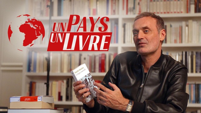 Augustin Trapenard rejoint TV5 Monde avec "Un pays, un livre" Augustin Trapenard rejoint TV5 Monde avec "Un pays, un livre"