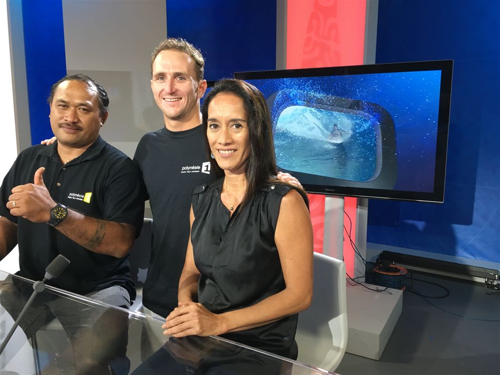 Tepiu Bambridge, Gilles Tautu et le surfeur Steven Pierson