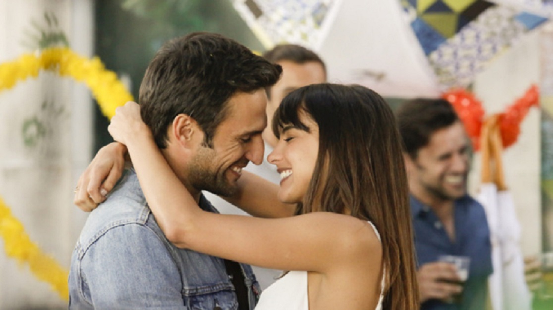 La Telenovela Au Nom De L Amour Arrive Sur La Chaine Novelas Tv