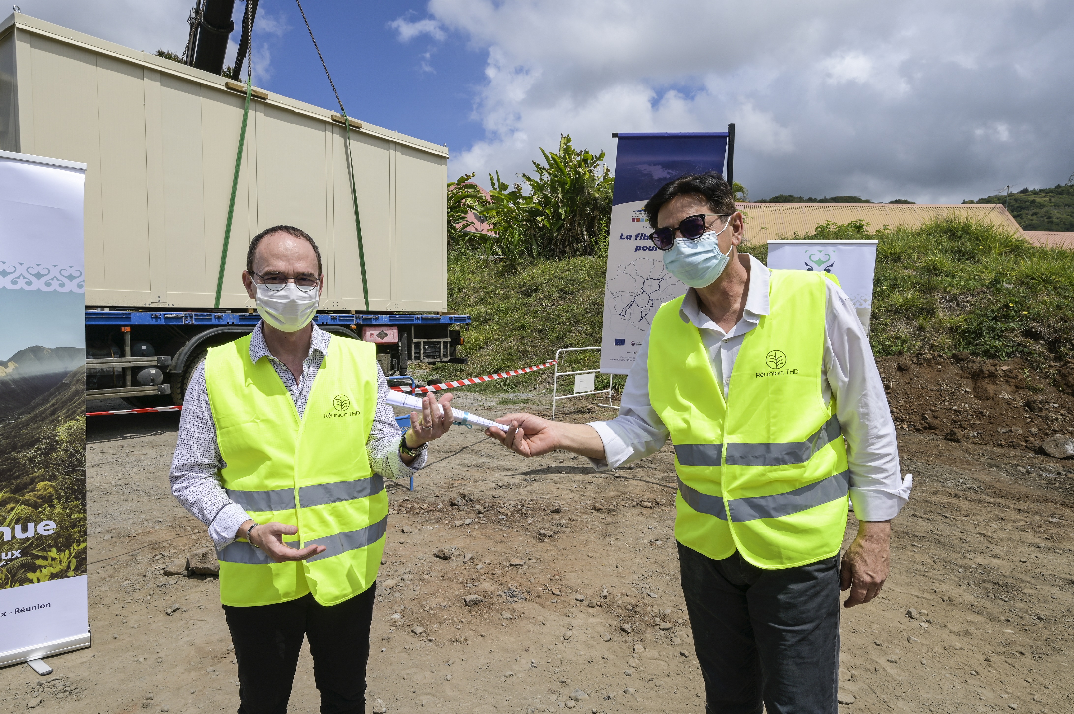 La Réunion: La fibre optique arrive à l'Entre Deux