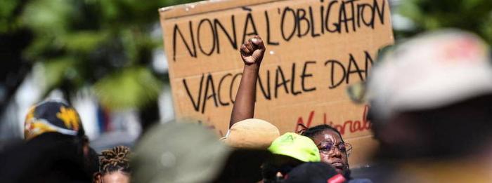 Crise aux Antilles : "Comment sortir de la crise ?", débat ce vendredi sur les antennes de Guadeloupe la 1ère