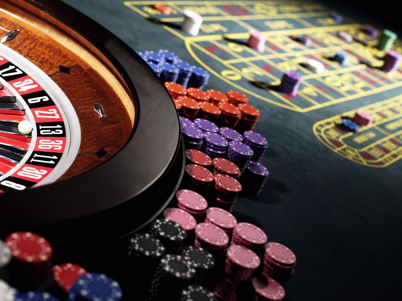 Jeux de casino : les astuces à employer pour remporter plus de victoires