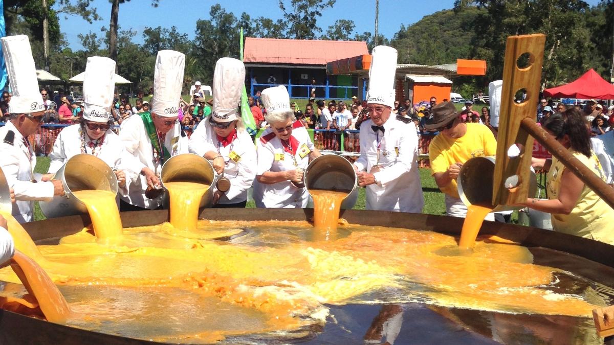 Fête de l'omelette géante, ce week-end sur Nouvelle-Calédonie La 1ère Radio