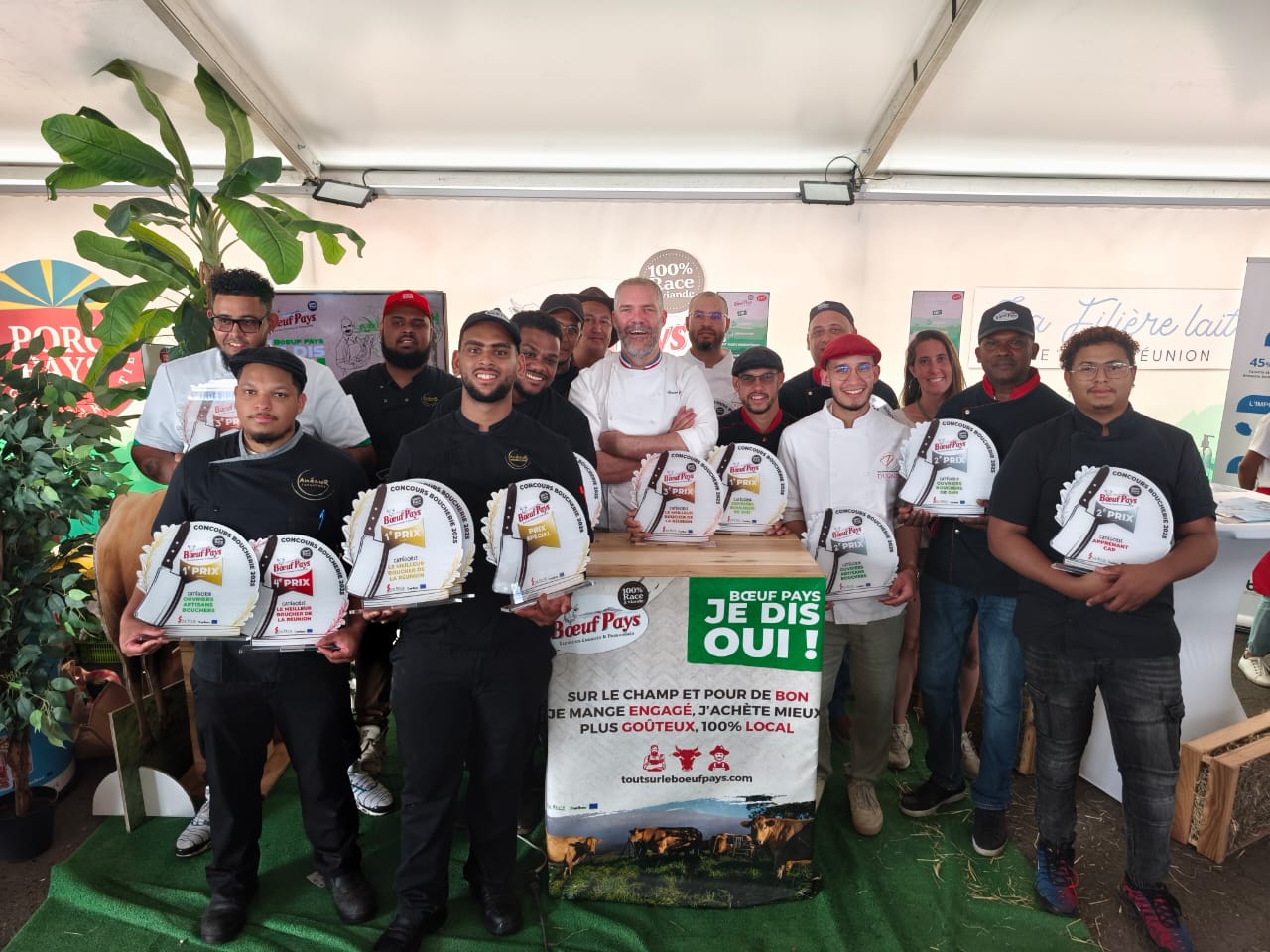 L'ensemble des prix du concours meilleur boucher 2025