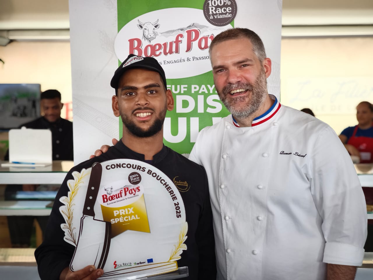 Thomas Auguste meilleur boucher de la Réunion 2025 et Romain Leboeuf MOF et Pdt du jury