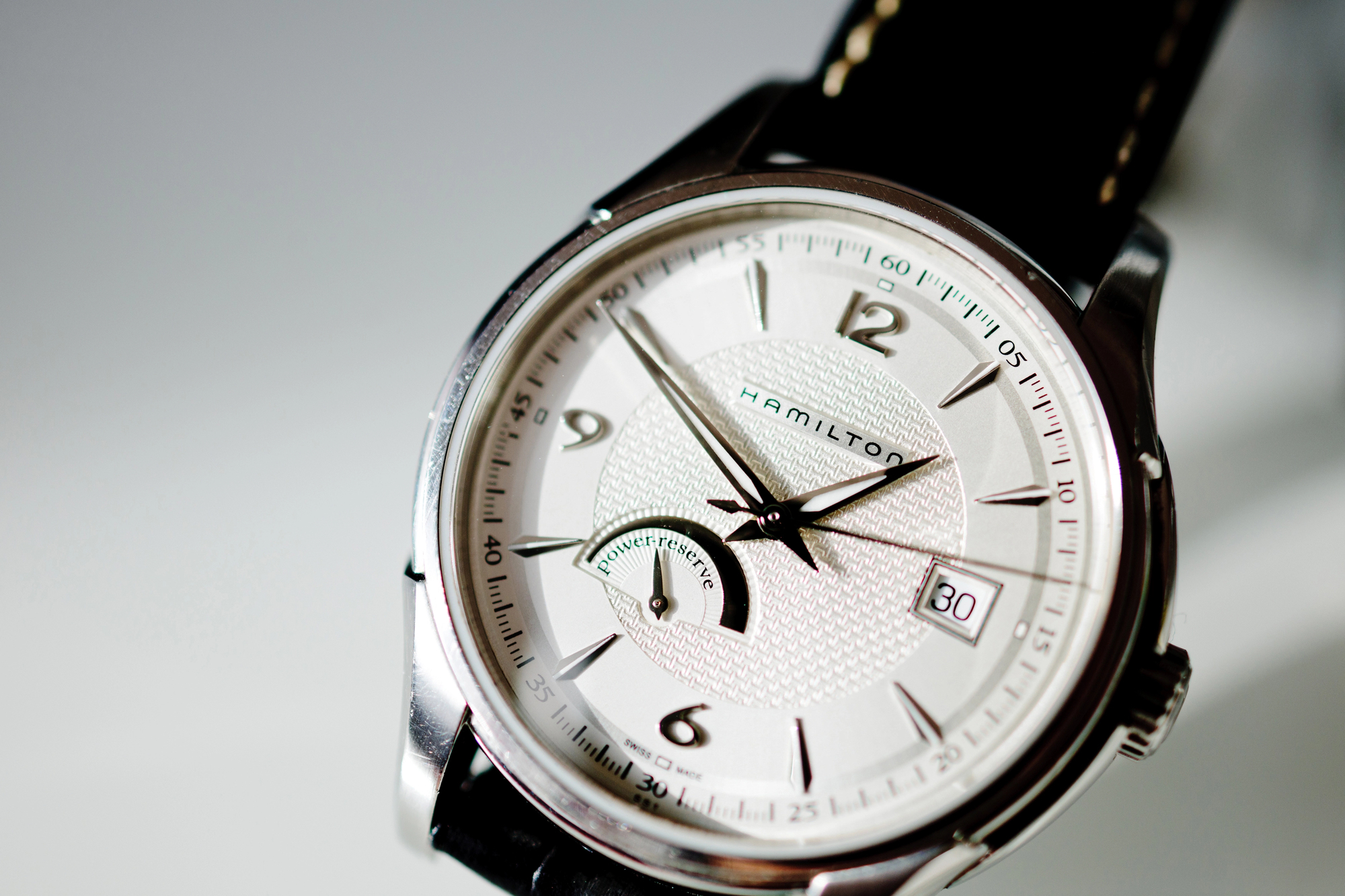 Le premier pas dans l’horlogerie mécanique : les meilleures options abordables