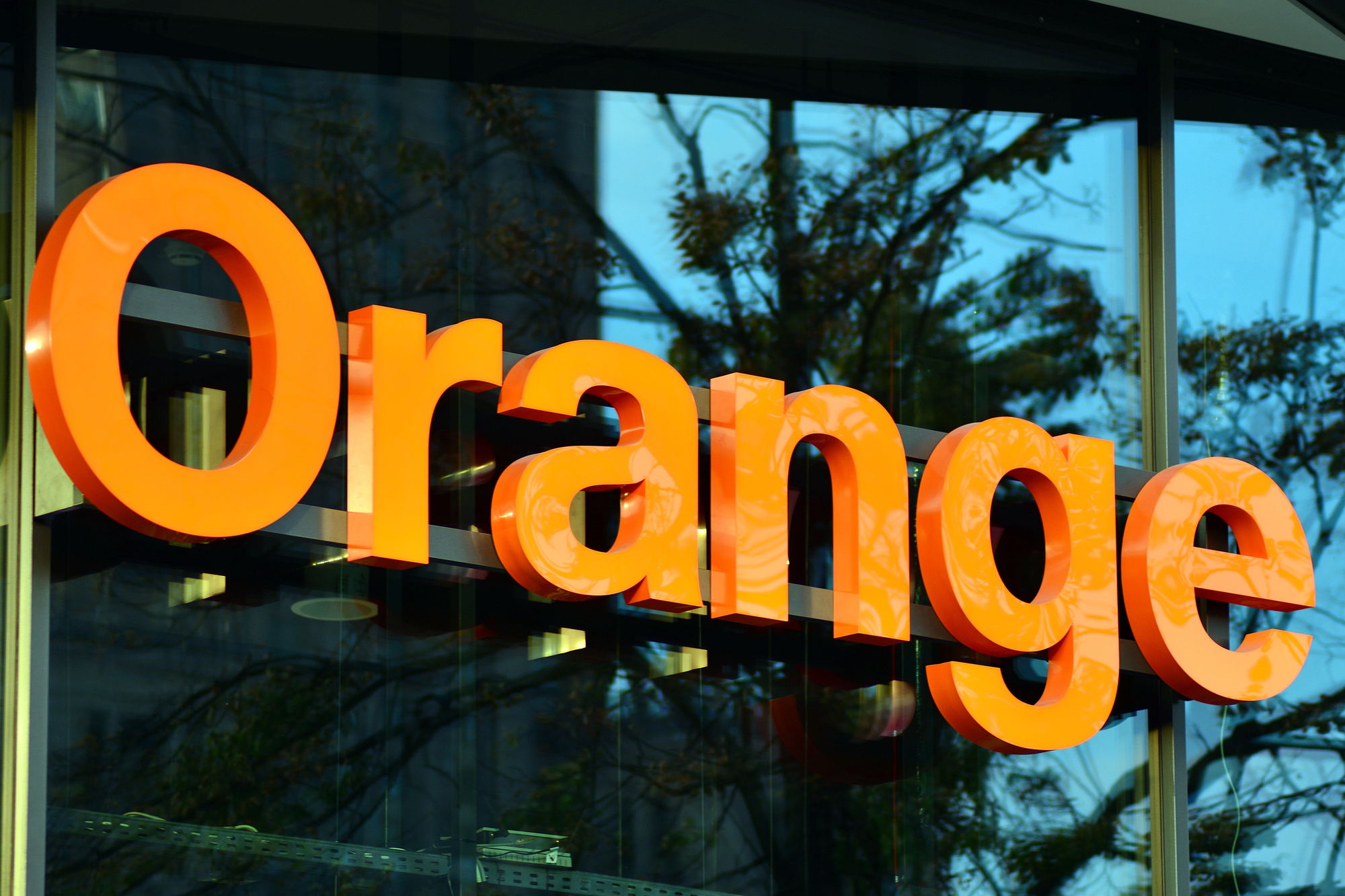 Orange annonce de nouveaux engagements en faveur de l'employabilité des jeunes, de la connectivité et d'une IA inclusive en Afrique à l'Africa Forward Summit