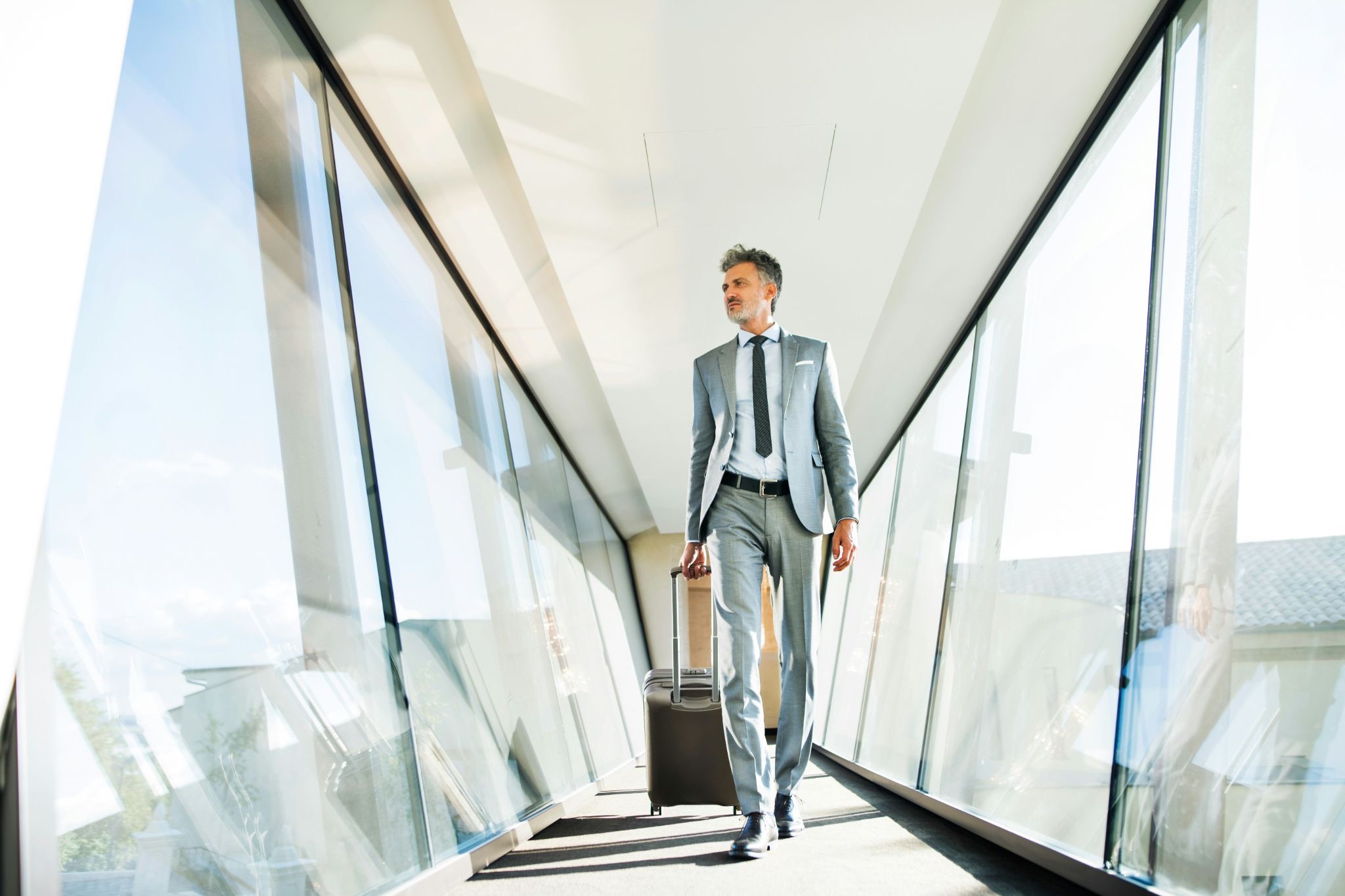 La « taxe de voyage » : comment ne plus perdre d’argent sur les taux de change défavorables