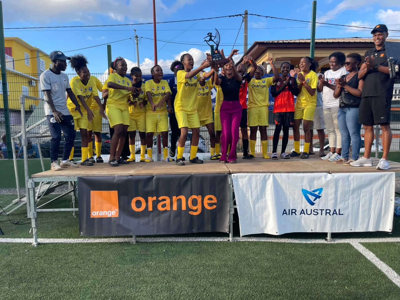 Challenge Orange au Féminin : l’AS Sada sacrée à Mayotte et bientôt en immersion dans l’Hexagone