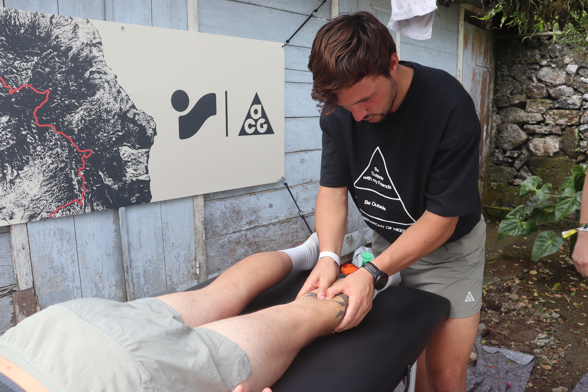 Un des masseurs-kinésithérapeutes mobilisés