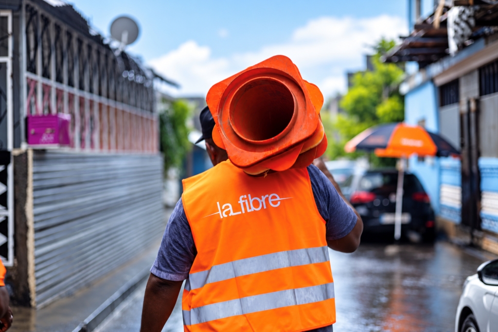 Mayotte : Orange rassure ses abonnés et confirme le maintien de ses offres Fibre et mobile malgré le conflit avec Mayotte THD