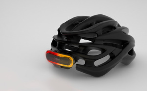 Cosmo Bike, le premier feu arrière de freinage connecté