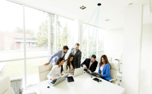 CES 2019 : Oledcomm invente LiFiMAX® - L’Internet Haut Débit en lumière invisible