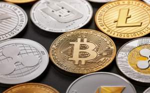 Les cryptomonnaies et l'économie mondiale : Impacts et implications