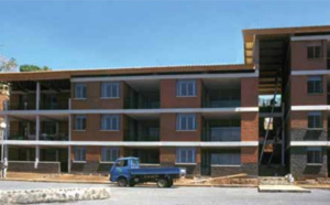 Mayotte / Construction : le cercle vertueux de la Brique de Terre Comprimée, promu par l’EPFAM