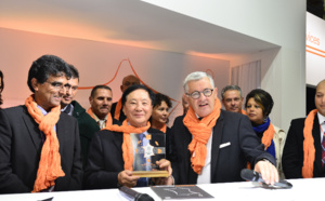 La ville du Tampon reçoit le trophée 2014 Orange de l’innovation DOM