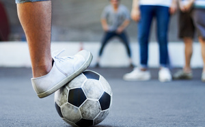 Le street football entre dans l’iGaming avec Penalty Shoot-Out: Street d’Evoplay