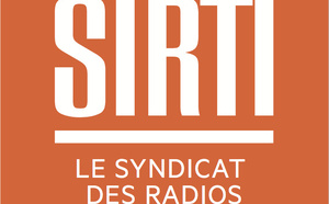 Radios indépendantes : le SIRTI tire la sonnette d’alarme sur la menace pesant sur publicité locale et appelle à un encadrement strict de la TV segmentée