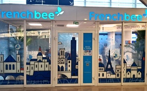 French bee met en lumière Richard Riani avec une fresque célébrant le patrimoine architectural hexagonal