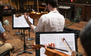 TV5MONDE renouvelle son identité sonore avec le studio Laplage