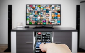 Audiences TV et radio en Guadeloupe : Guadeloupe La 1ère et RCI confortent leur leadership, la consommation des médias recule