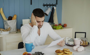 Comment l’incertitude économique affecte les couples, les projets familiaux et la recherche de stabilité