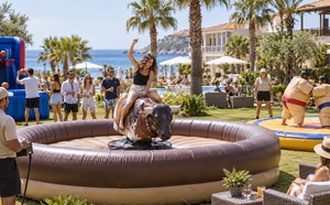 Jeux gonflables : de nouvelles idées pour animer les villages de vacances