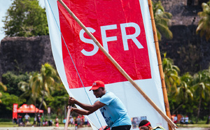 Martinique : « Van Lévé », la Mini-Yole de Passion Voile Traditionnelle soutenue par SFR Caraïbe, prend la mer