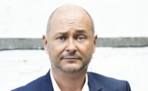 Cauet débarque à partir du 29 août sur Virgin Radio de 18h à 21h avec "Cauet/" ("Cauet s'lâche")