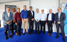 Région Réunion / Réunion THD: Signature d'une convention pour assurer l'installation de la Fibre Optique dans 6 communes de l'île 