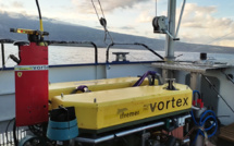 Mieux connaître la biodiversité des écosystèmes coralliens : de nouveaux outils d’imagerie sous-marine testés à La Réunion jusqu’à 100 m de profondeur