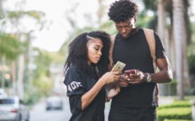 Free Mobile arrive à bas prix aux Antilles et en Guyane