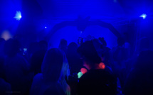 STRANGER NIGHT #2 : Lady La Fée en concert dans un décor effrayant  !