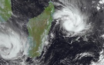 Cyclone Garance : 39 000 abonnés sont privés d'Internet, 54 relais de téléphonie mobile sont hors service