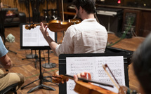 TV5MONDE renouvelle son identité sonore avec le studio Laplage