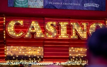 Réglementation des casinos en ligne : la France hésite, le Canada accélère